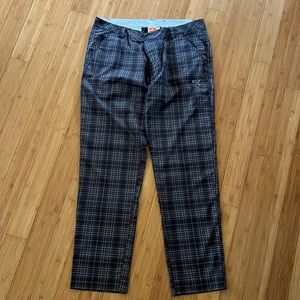 Puma 36/32 golf pants. Fun pattern and lightweight!